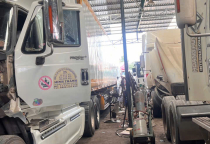 BUÔN BÁN PHỤ TÙNG XE ĐẦU KÉO