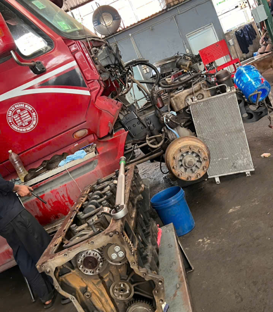 MUA BÁN KÍ GỬI XE ĐẦU KÉO